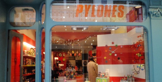 pylones