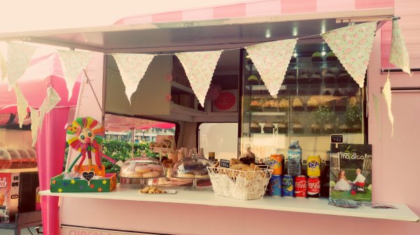 18747972885_4f2ca40fdf_o